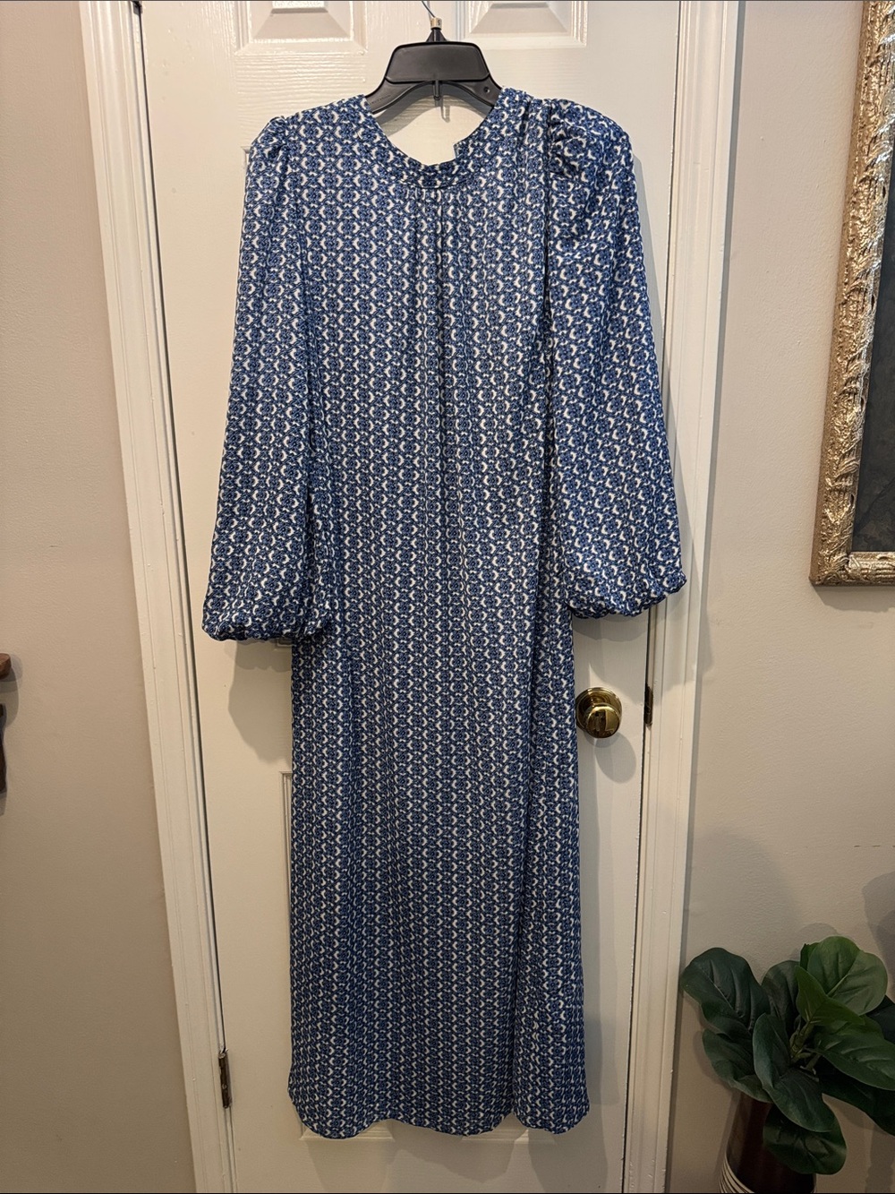 BURU- NWT- Blue lattice textile Printed Long-Sleeve Maxi Dress st